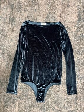 ST. studio Black Velvet Long Sleeve Scoop-Neck Bodysuit